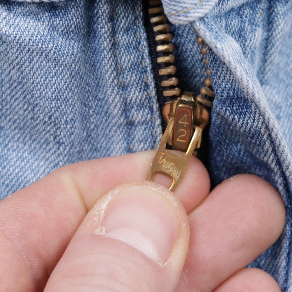 70s Mens 32x30 Flared Chambray Jeans USA Talon 42 - Picture 6 of 8